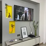 Apartment Lemon In Blloku Tirana