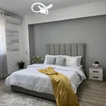 Apartment Lemon In Blloku Tirana