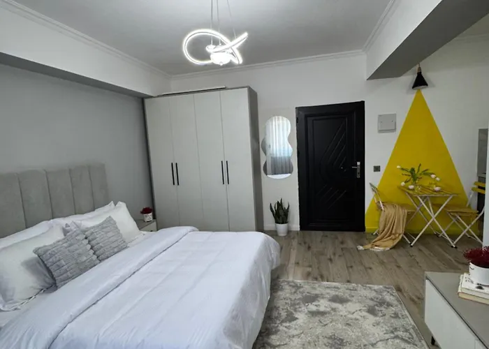 Lemon In Blloku 地拉那