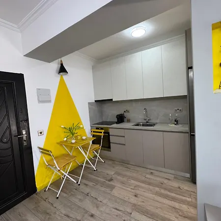 Lemon In Blloku Apartment Tirana