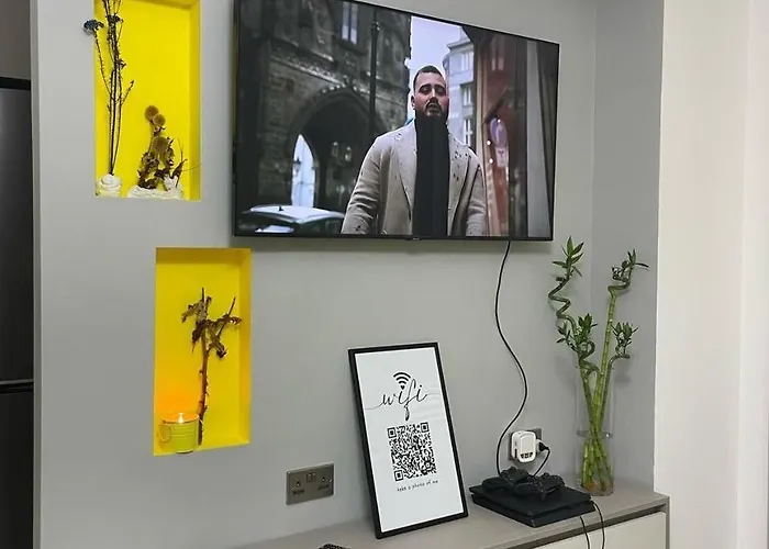 Apartment Lemon In Blloku Tirana